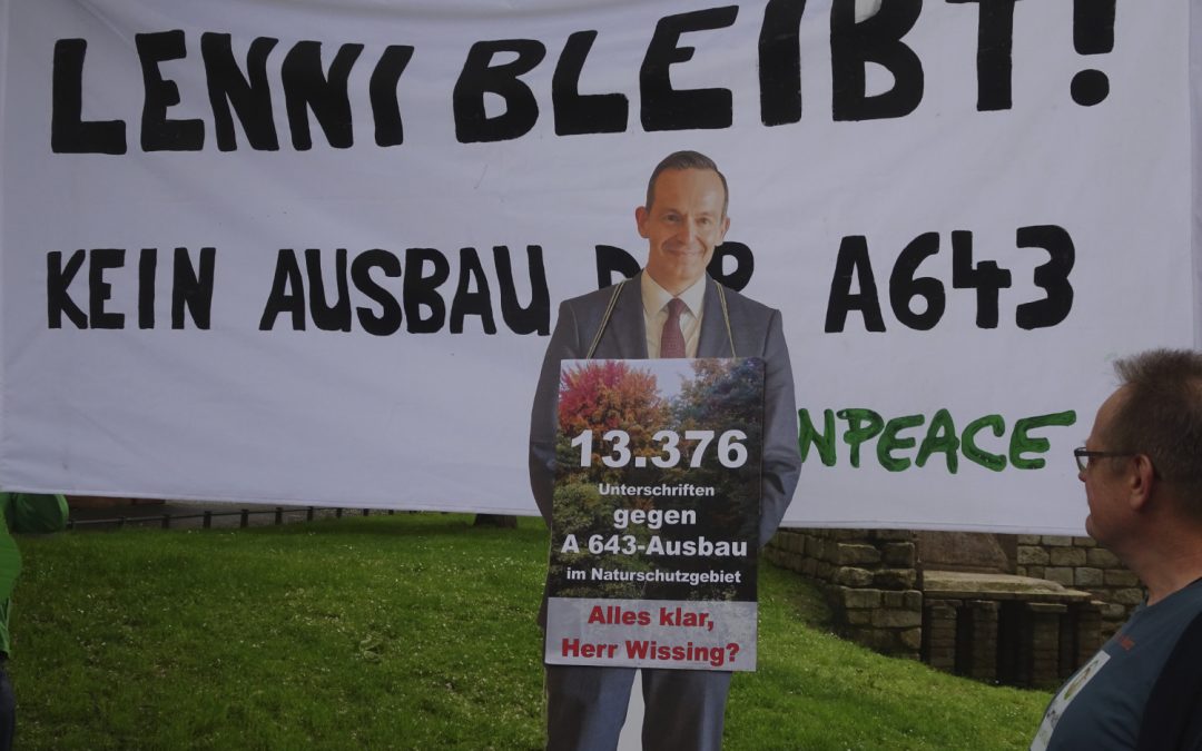 Autobahnausbau: Kundgebung mit Wissing-Attrappe